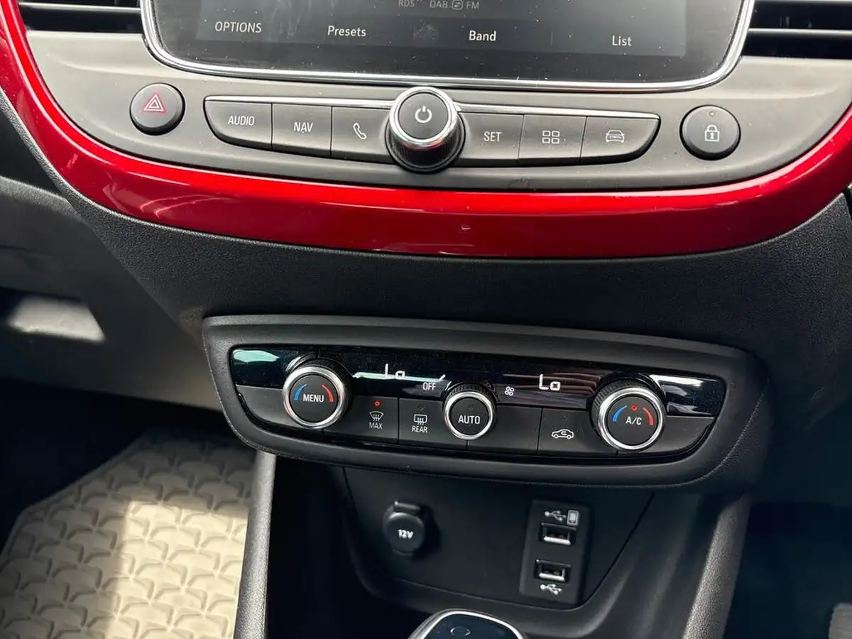 2023-vauxhall-crossland-12-gs-130ps-auto-big-17