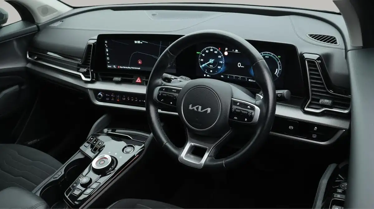 2022-kia-sportage-16-t-gdi-4-226bhp-hev-auto-big-9