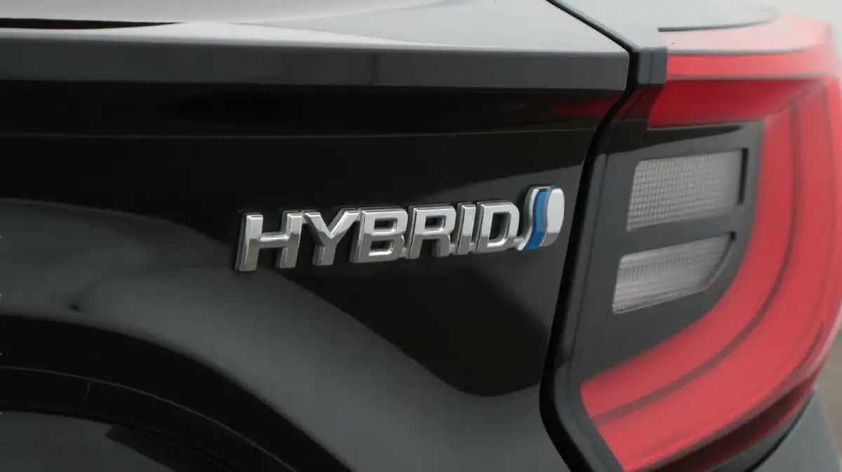 2022-toyota-yaris-15-vvt-i-design-big-38