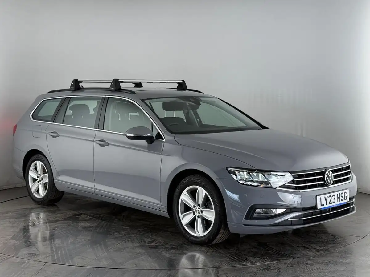 2023-volkswagen-passat-15-tsi-se-nav-big-0