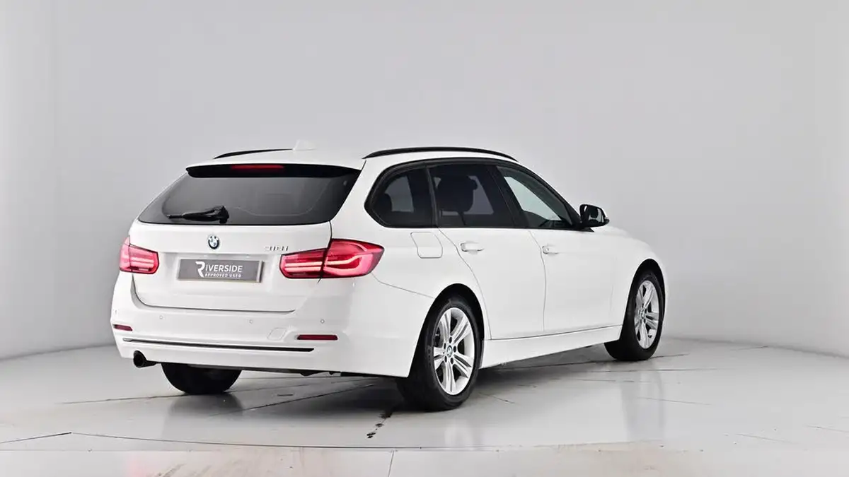 2017-bmw-3-series-15-318i-sport-touring-5d-big-70
