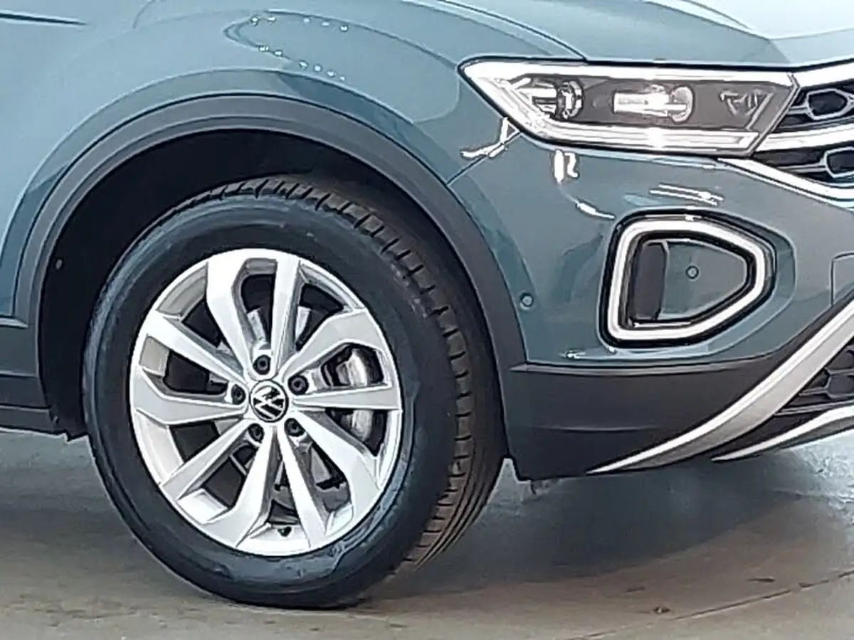 2024-volkswagen-t-roc-15-tsi-style-hatchback-5d-big-8