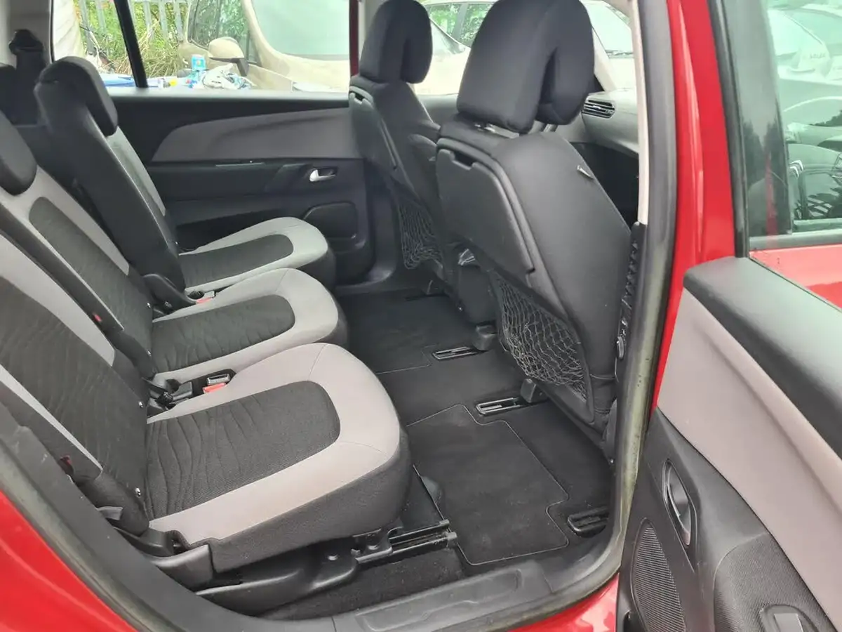 2014-citroen-grand-c4-picasso-16e-hdi-vtr-115ps-etg6-big-24