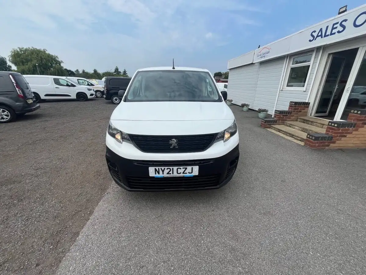 2021-peugeot-partner-15-bluehdi-1000-professional-100ps-eu6dt-panel-big-1