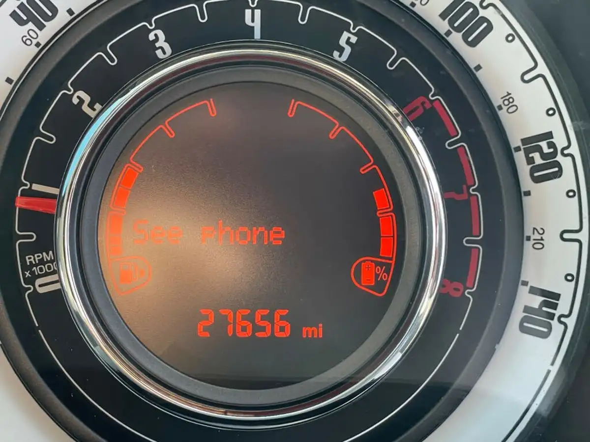 2020-fiat-500-10-lounge-big-20