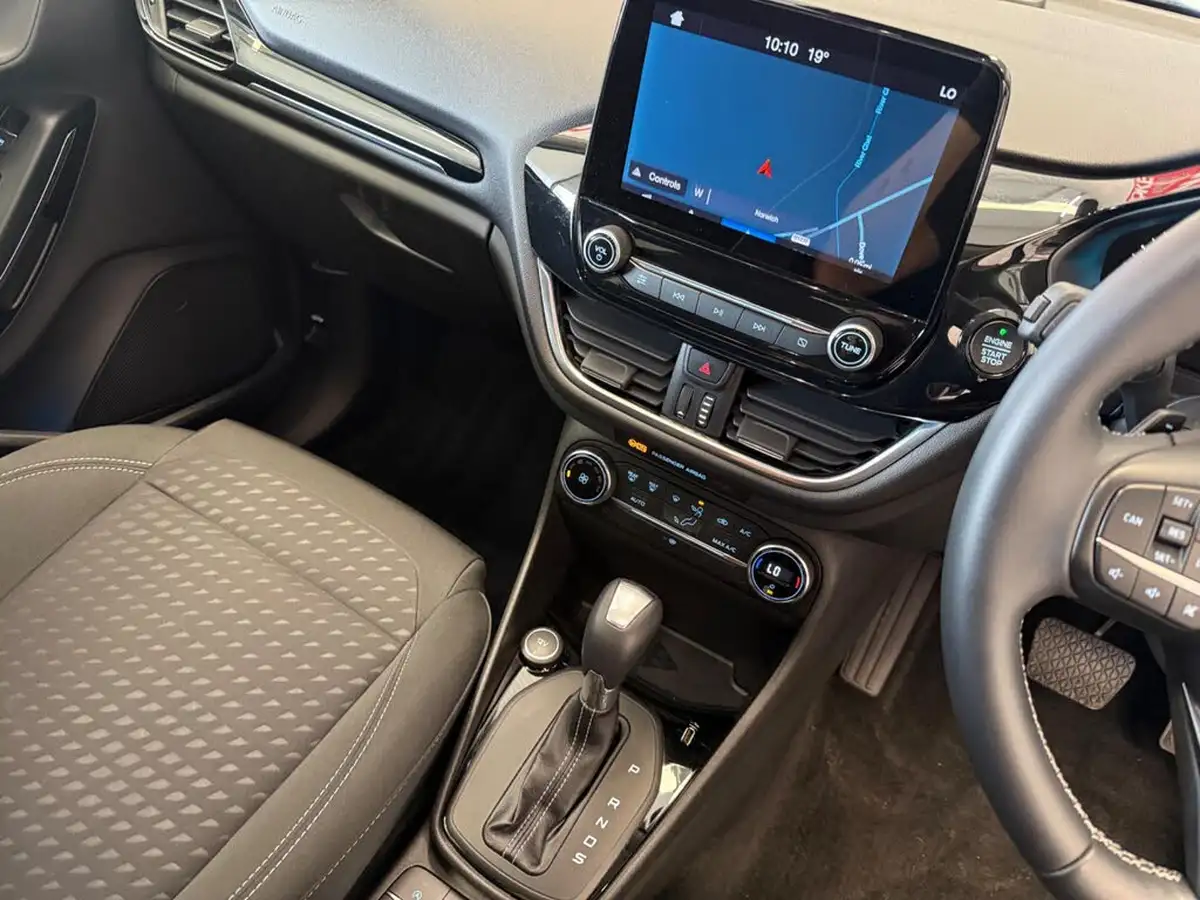 2018-ford-fiesta-10t-titanium-100ps-3d-auto-big-20