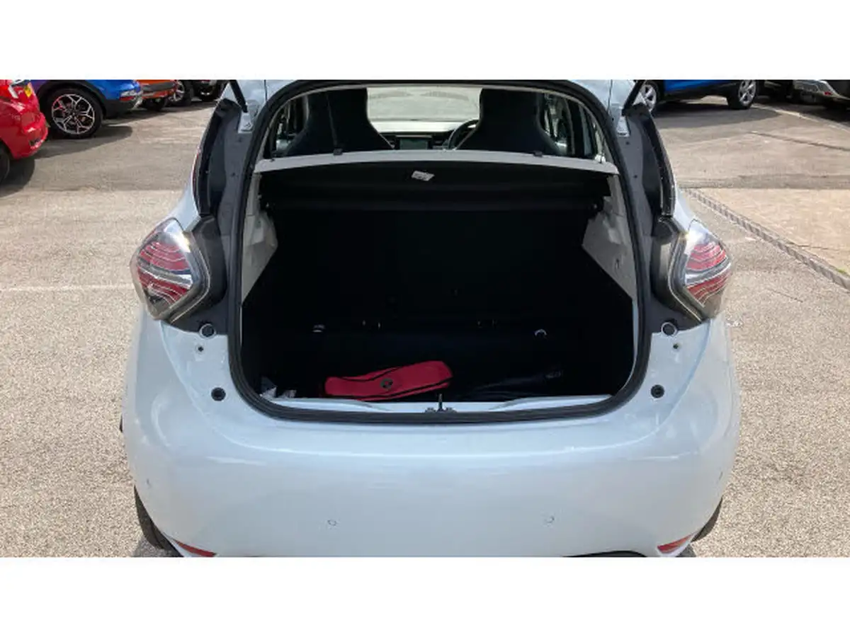 2022-renault-zoe-e-iconic-135ps-r135ev50-rapid-charge-big-3