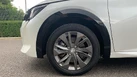 2022-peugeot-208-e-allure-premium-small-13