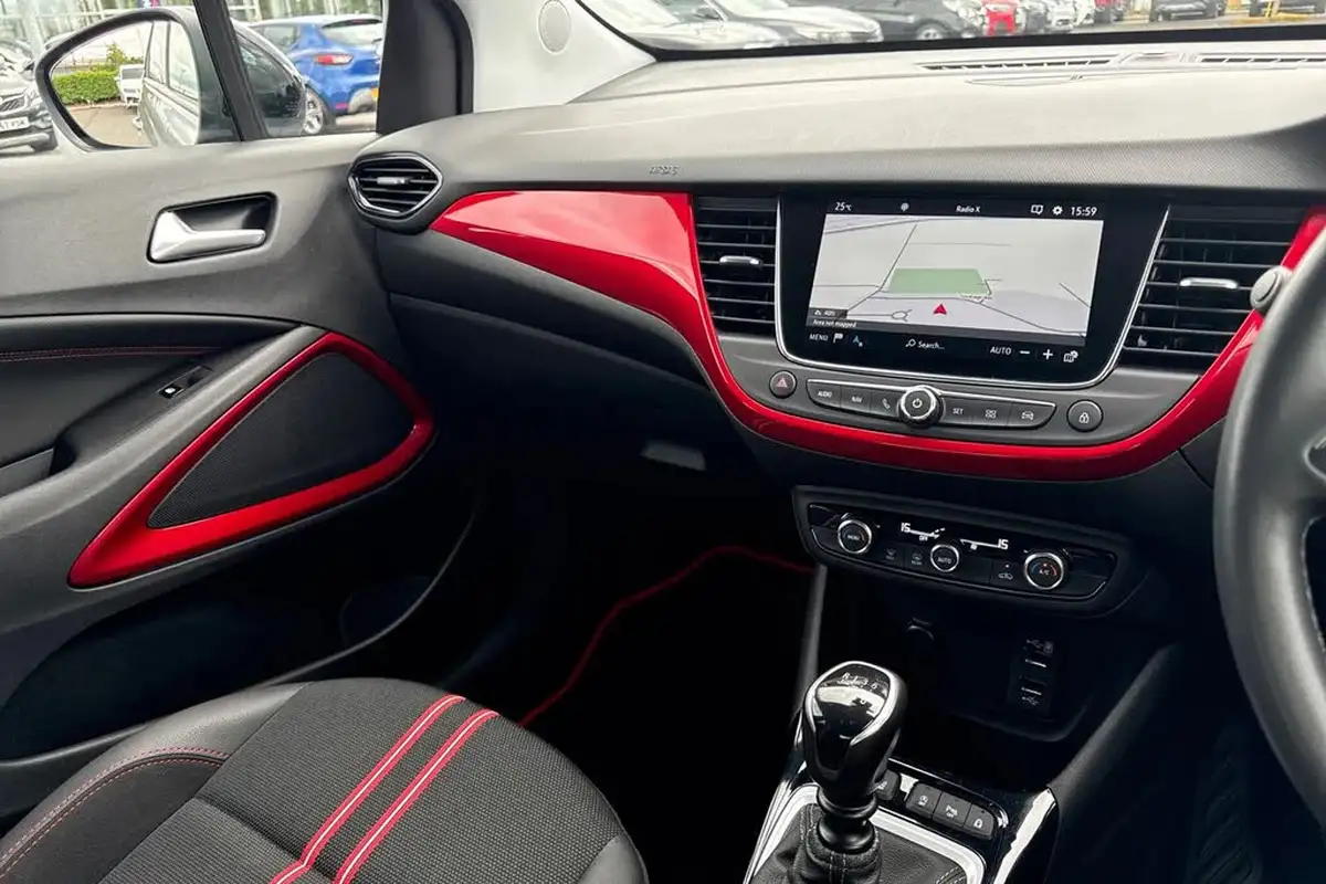 2022-vauxhall-crossland-12-gs-line-110ps-big-44