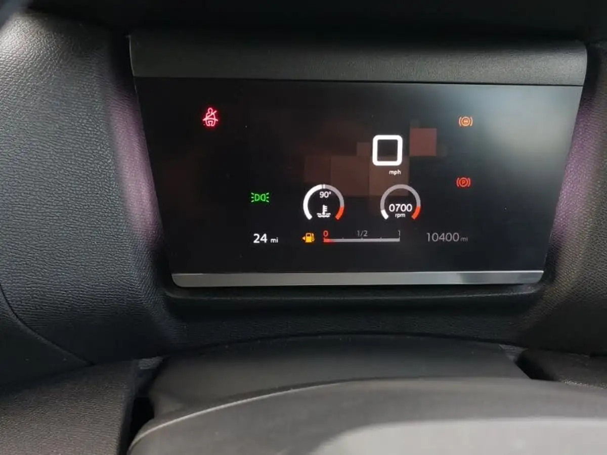 2022-citroen-c4-12-puretech-shine-130ps-big-16