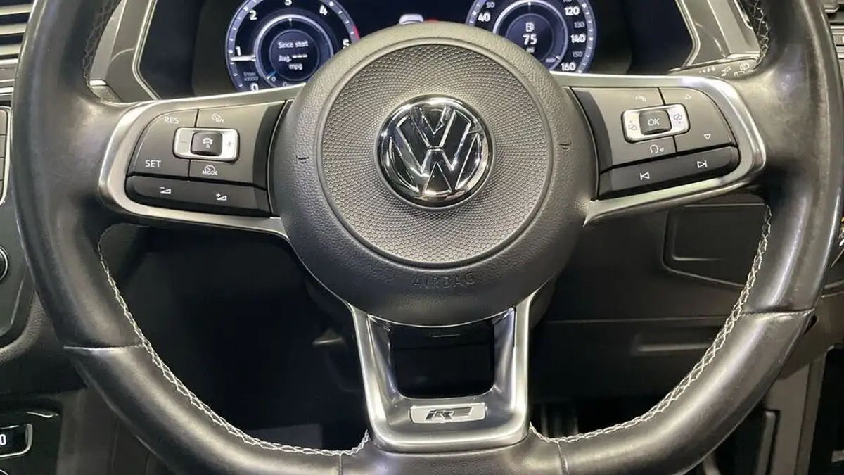 2017-volkswagen-tiguan-20tdi-r-line-4motion-ss-dsg-big-21