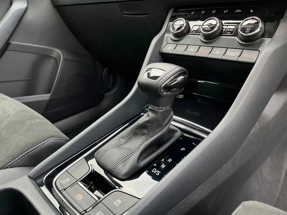 2024-skoda-karoq-15-tsi-se-l-dsg-big-19