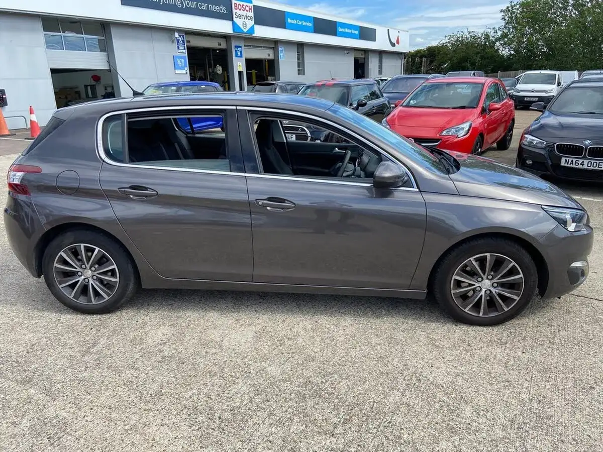2015-peugeot-308-16-bluehdi-allure-16-bluehdi-big-1