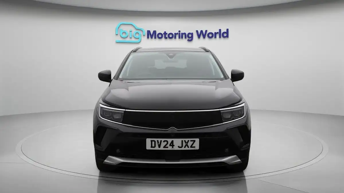 2024-vauxhall-grandland-12-ultimate-130ps-auto-big-2