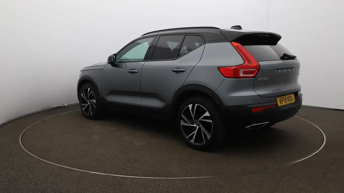 2019-volvo-xc40-20td-d3-r-design-pro-awd-geartronic-big-65
