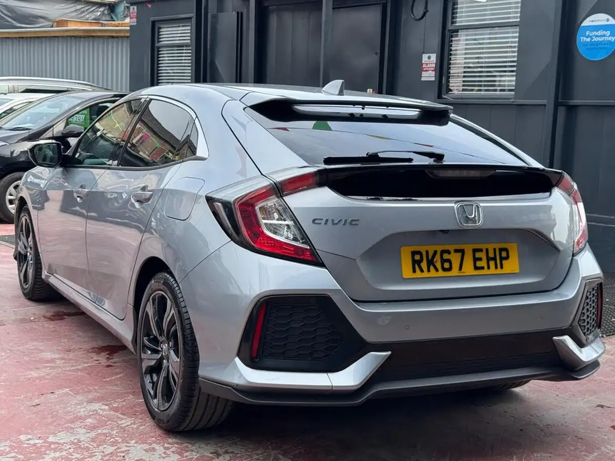 2017-honda-civic-10-vtec-turbo-sr-cvt-big-4