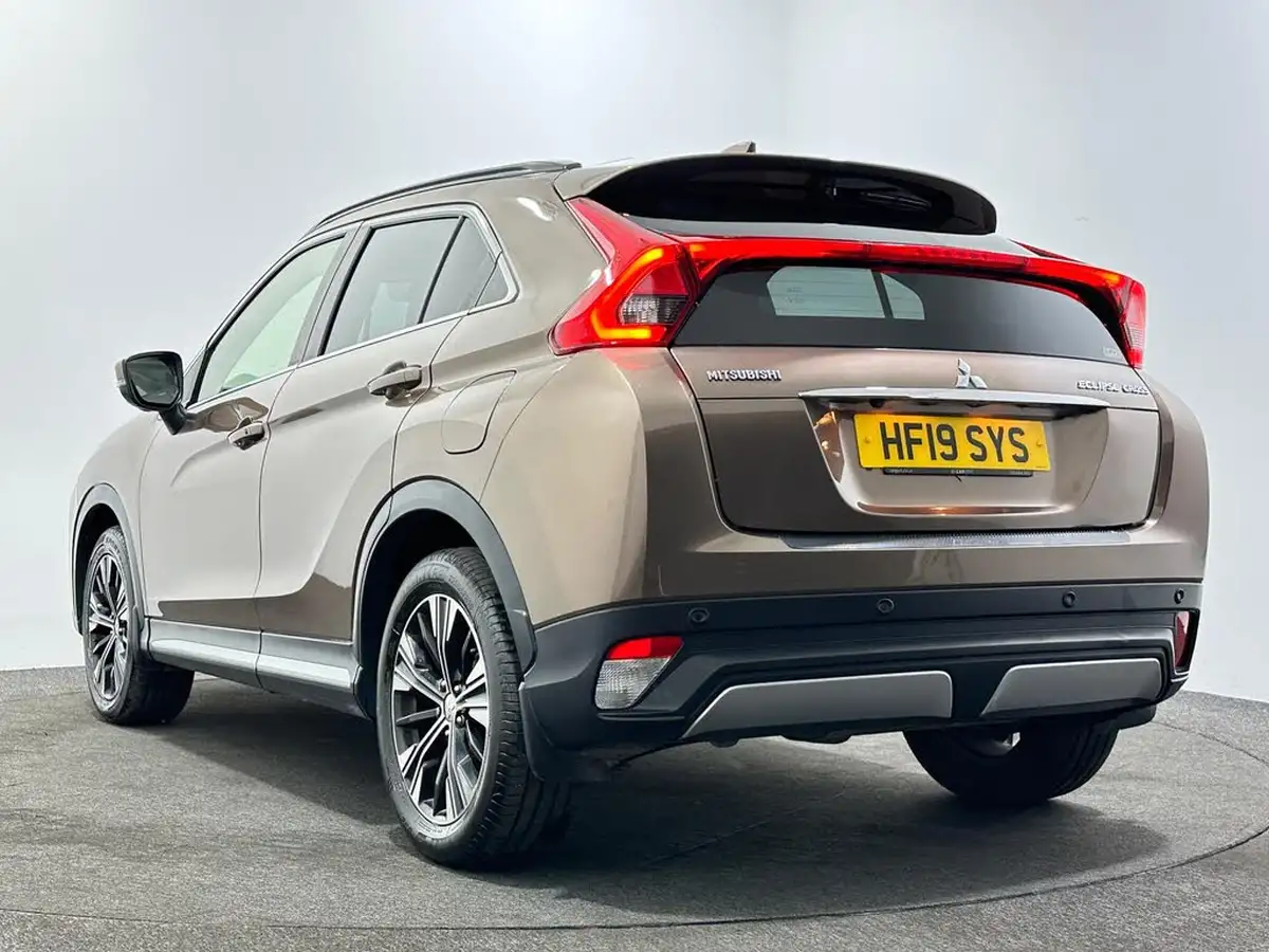 2018-mitsubishi-eclipse-cross-15-4-auto-big-47