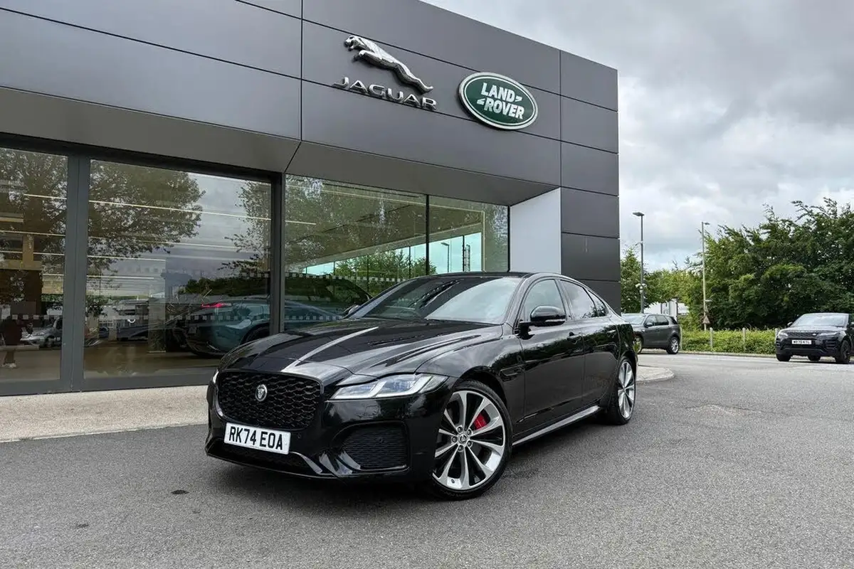 2024-jaguar-xf-20-p300-300-sport-saloon-4d-big-29
