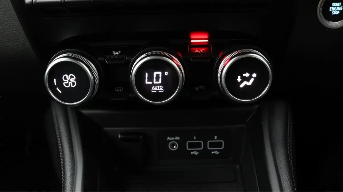 2020-renault-zoe-e-i-gt-line-rapid-charge-big-12