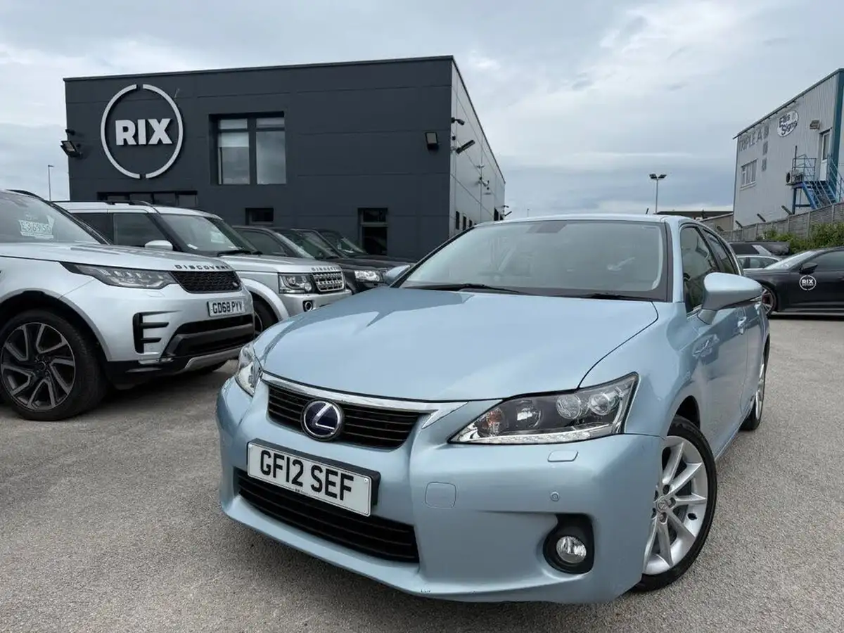 2012-lexus-ct-200h-18-se-l-premier-big-0