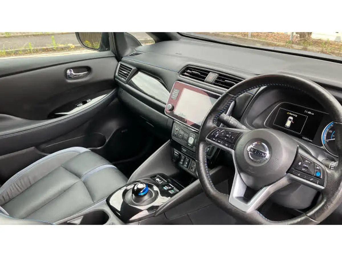 2021-nissan-leaf-e-tekna-big-13