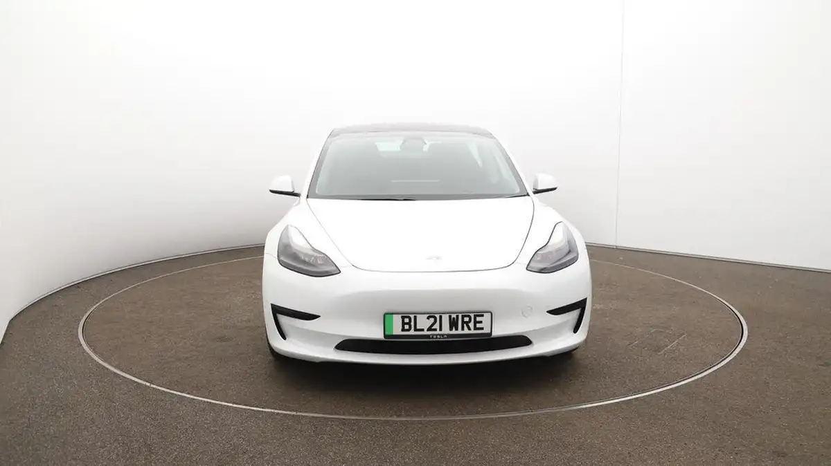 2021-tesla-model-3-e-standard-plus-big-39