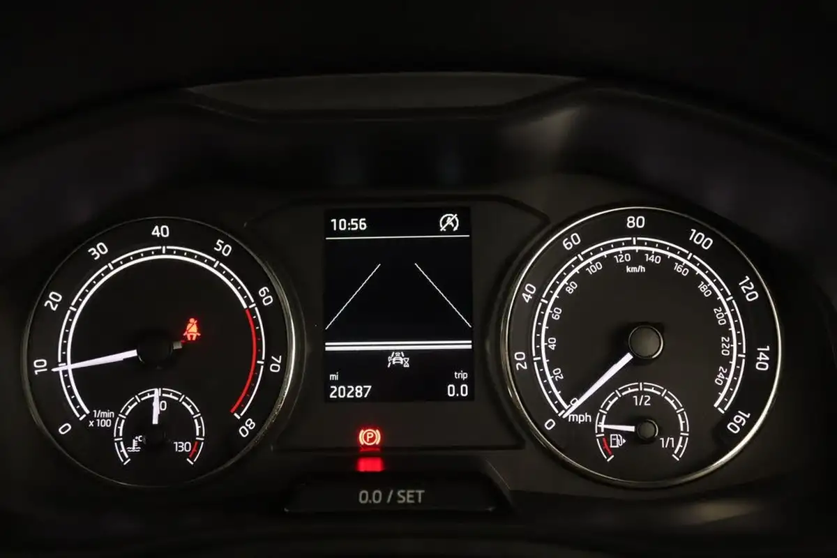 2023-skoda-scala-15-tsi-se-big-19