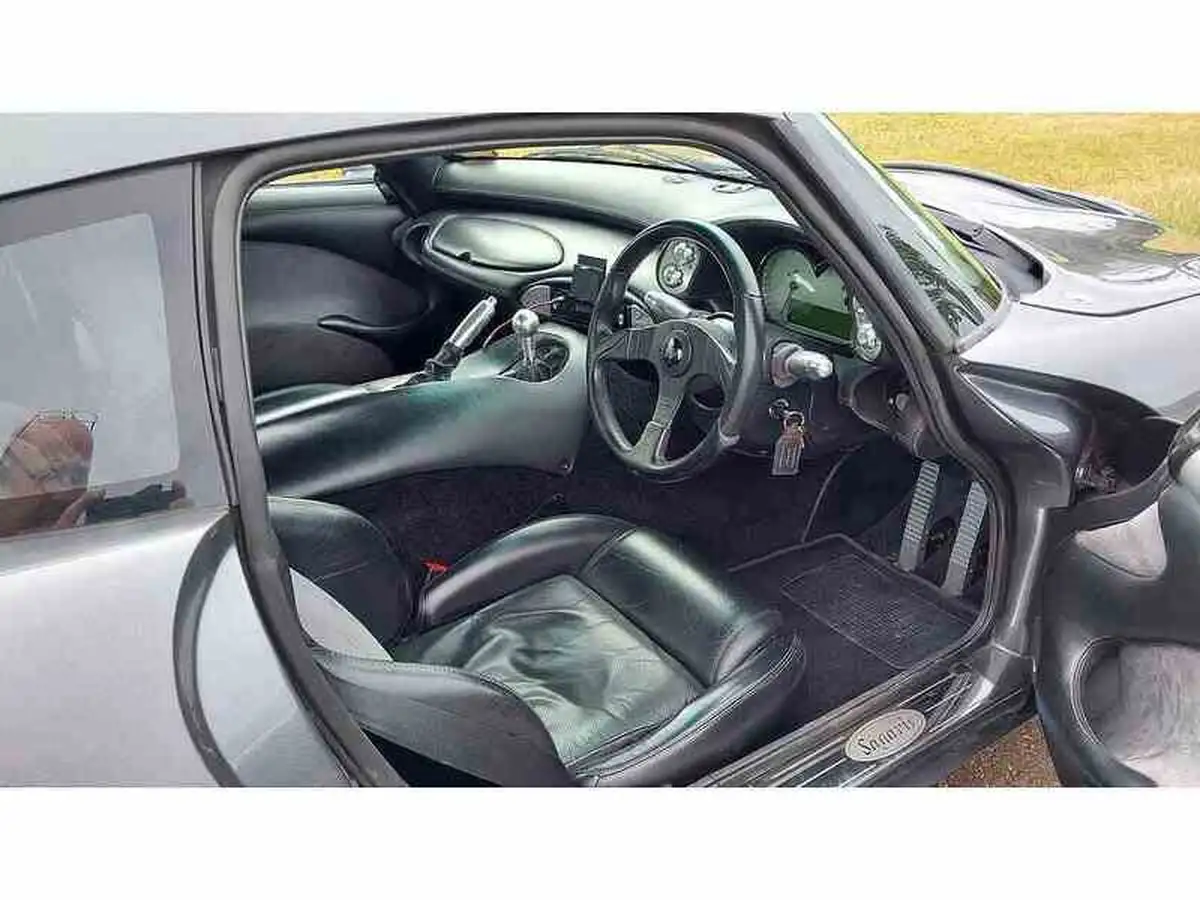 2005-tvr-sagaris-40-big-2