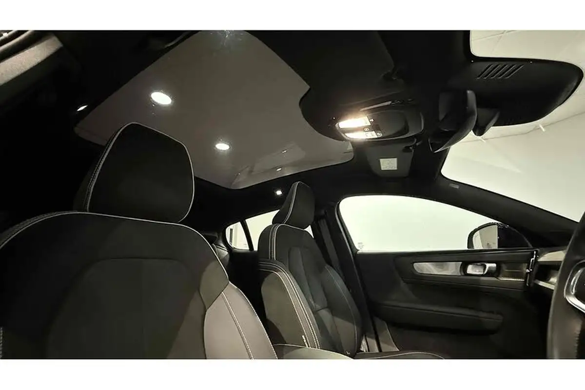 2022-volvo-c40-e-twin-recharge-pro-big-23