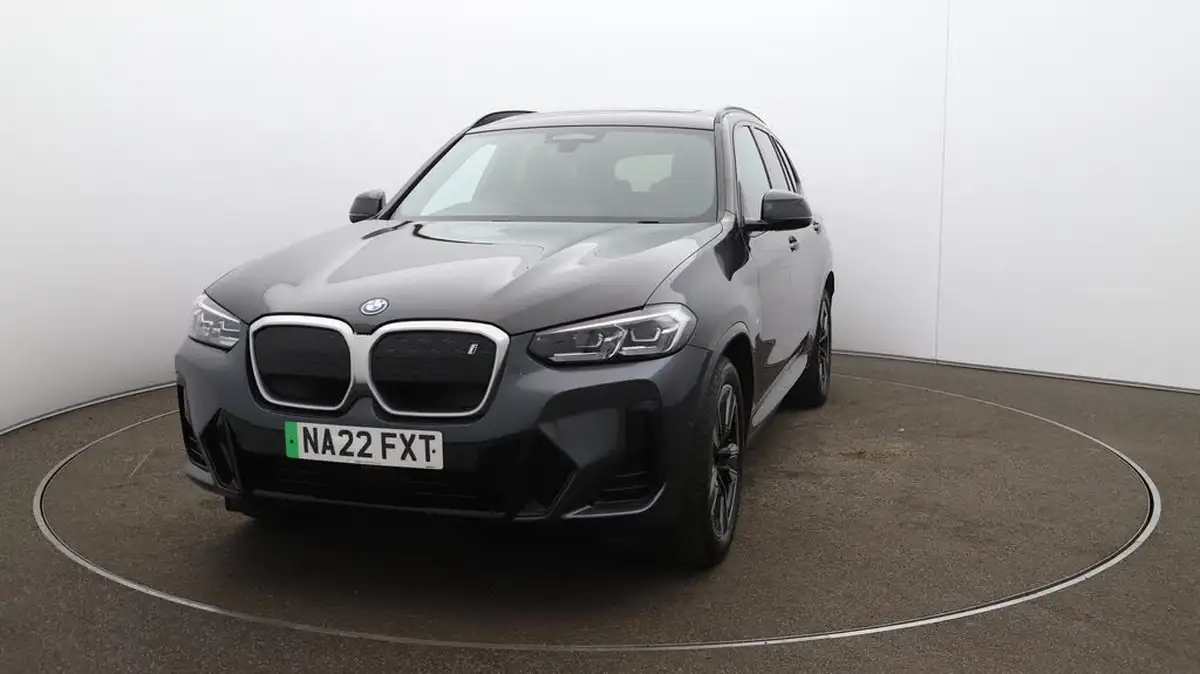 2022-bmw-ix3-e-m-sport-big-42