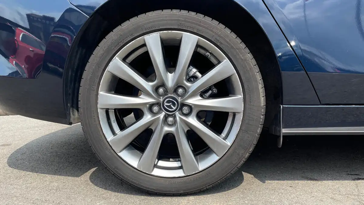 2023-mazda-mazda3-20-gt-sport-186ps-saloon-4d-auto-big-18