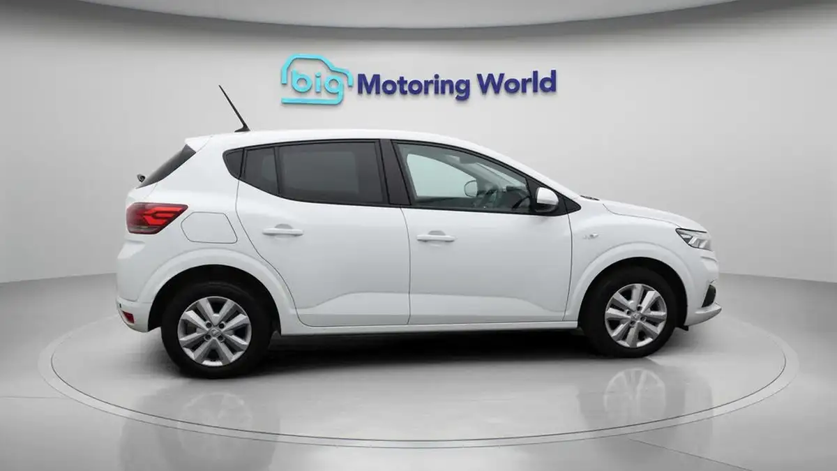 2022-dacia-sandero-10-tce-comfort-90bhp-cvt-big-8