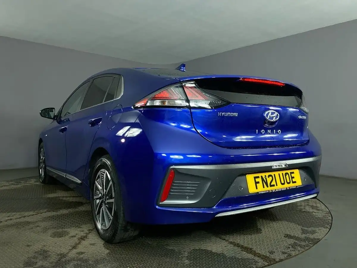 2021-hyundai-ioniq-e-premium-se-electric-100kw-big-13