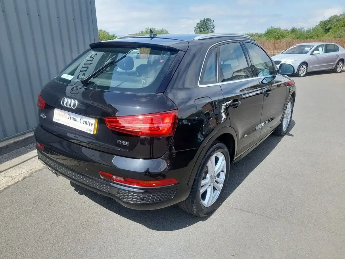 2016-audi-q3-14-s-line-big-5