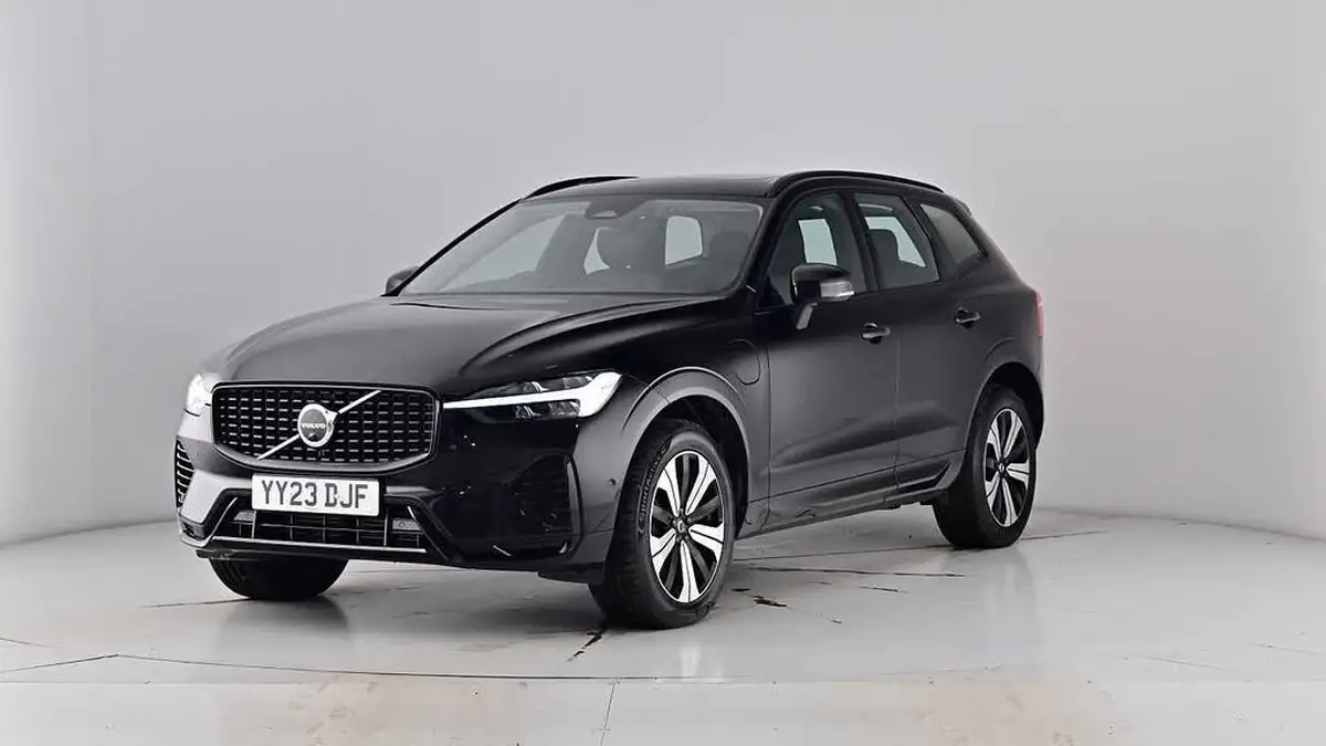 2023-volvo-xc60-20-b5-plus-big-57