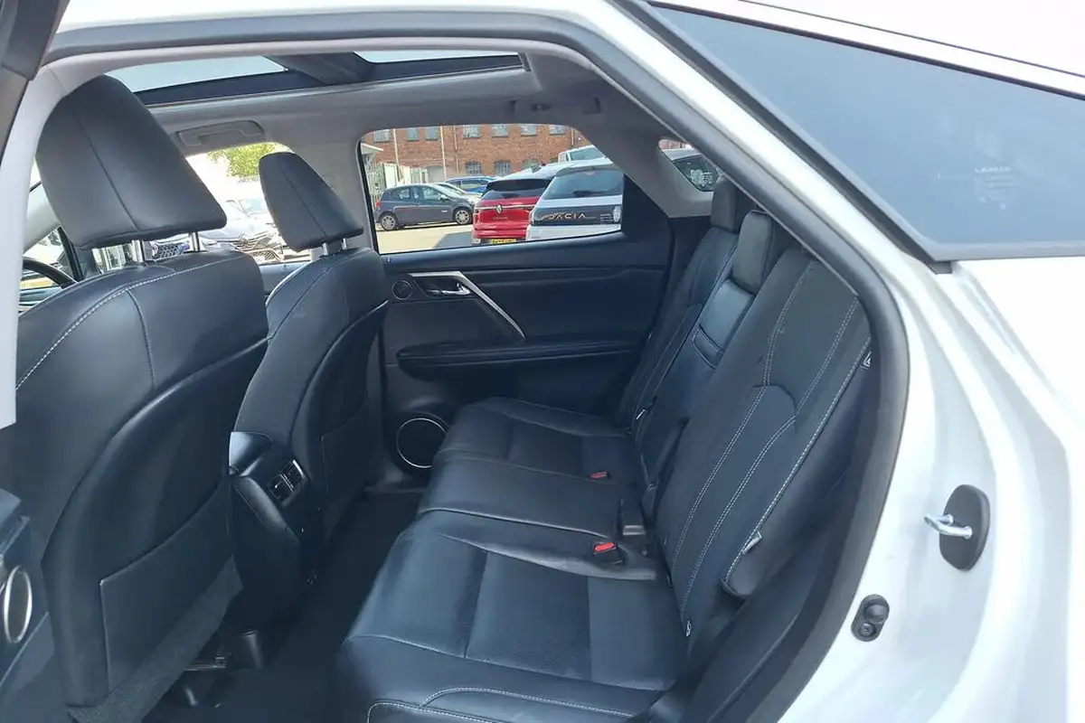 2022-lexus-rx-450h-35-rx-big-8