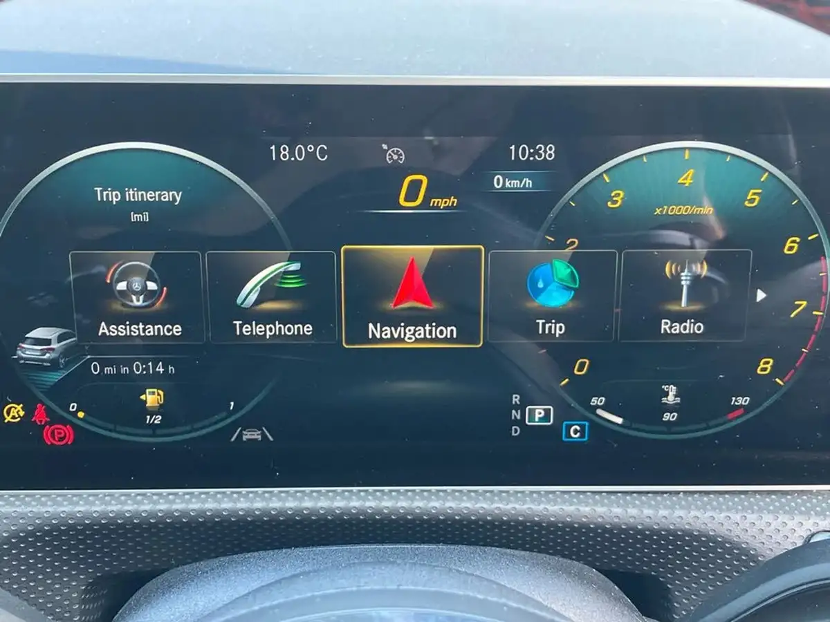 2020-mercedes-benz-a-class-13-a200-amg-line-premium-hatchback-5d-7g-dct-big-51
