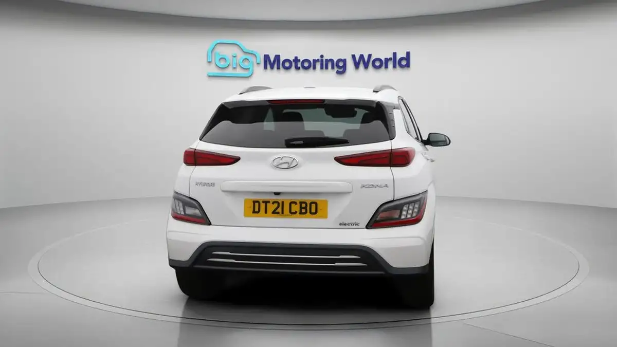 2021-hyundai-kona-e-premium-204ps-64kwh-7kw-obc-big-6