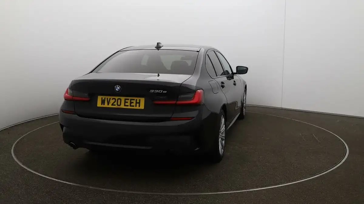 2019-bmw-3-series-20-330e-m-sport-plus-pack-big-56