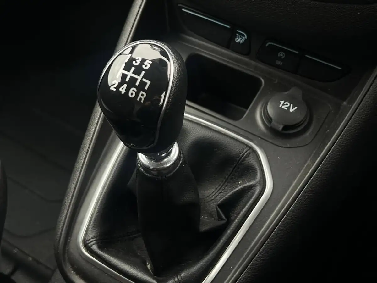 2022-ford-transit-courier-10t-limited-ecoboost-big-5