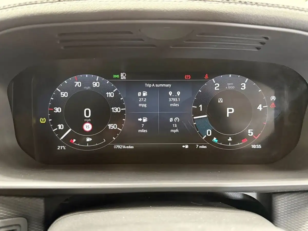 2022-land-rover-discovery-30-d300-metropolitan-edition-big-11