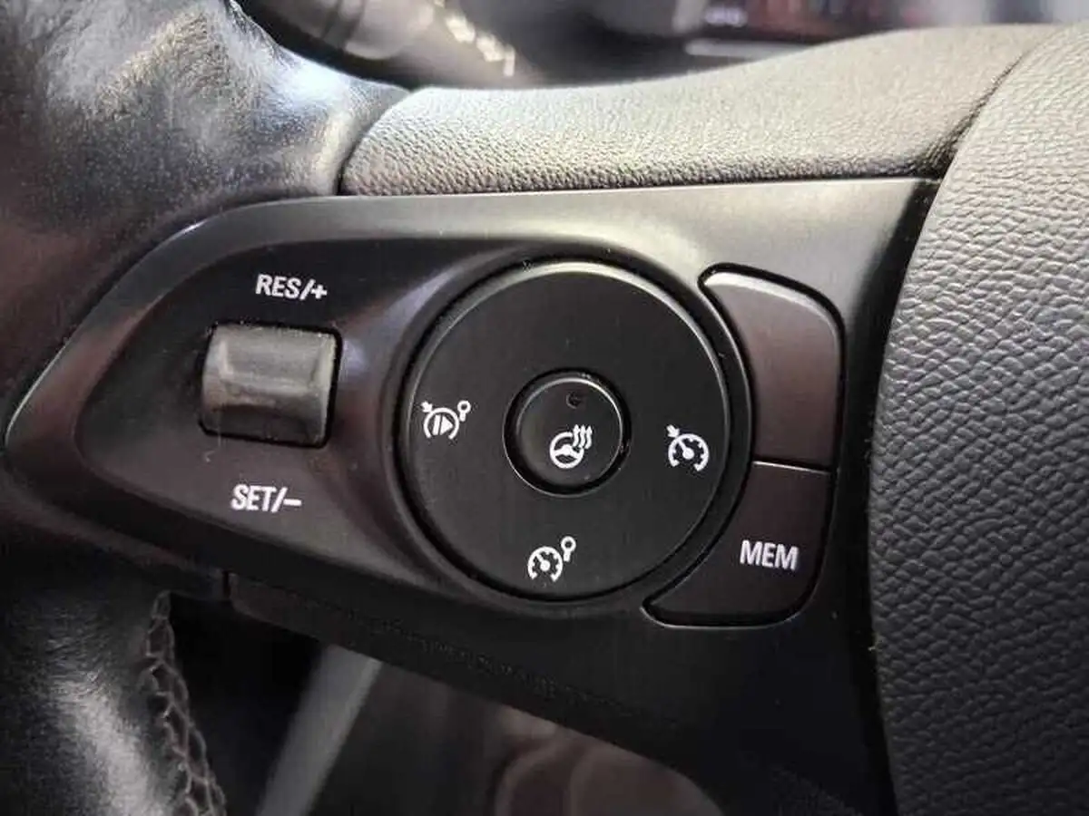 2020-vauxhall-corsa-12-turbo-elite-nav-big-19