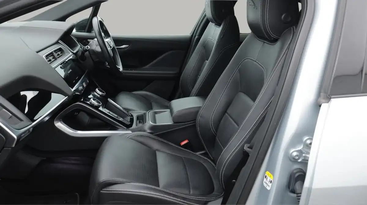 2022-jaguar-i-pace-ev400-hse-black-big-14