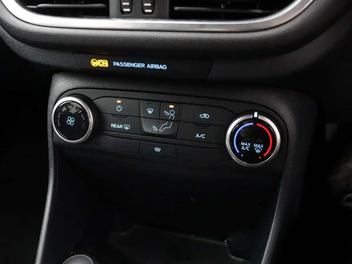 2020-ford-fiesta-10t-st-line-edition-155ps-hybrid-mhev-5d-big-29