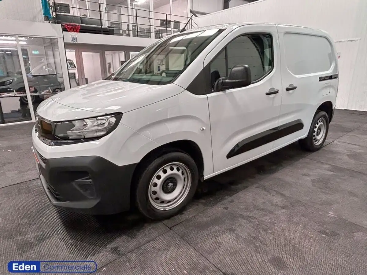 2024-vauxhall-combo-15cdti-prime-100pseu6e-big-11