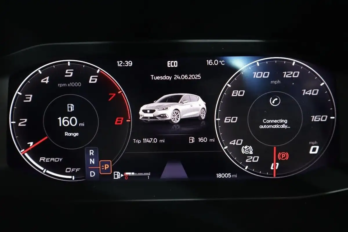 2021-seat-leon-15-etsi-fr-hatchback-big-47