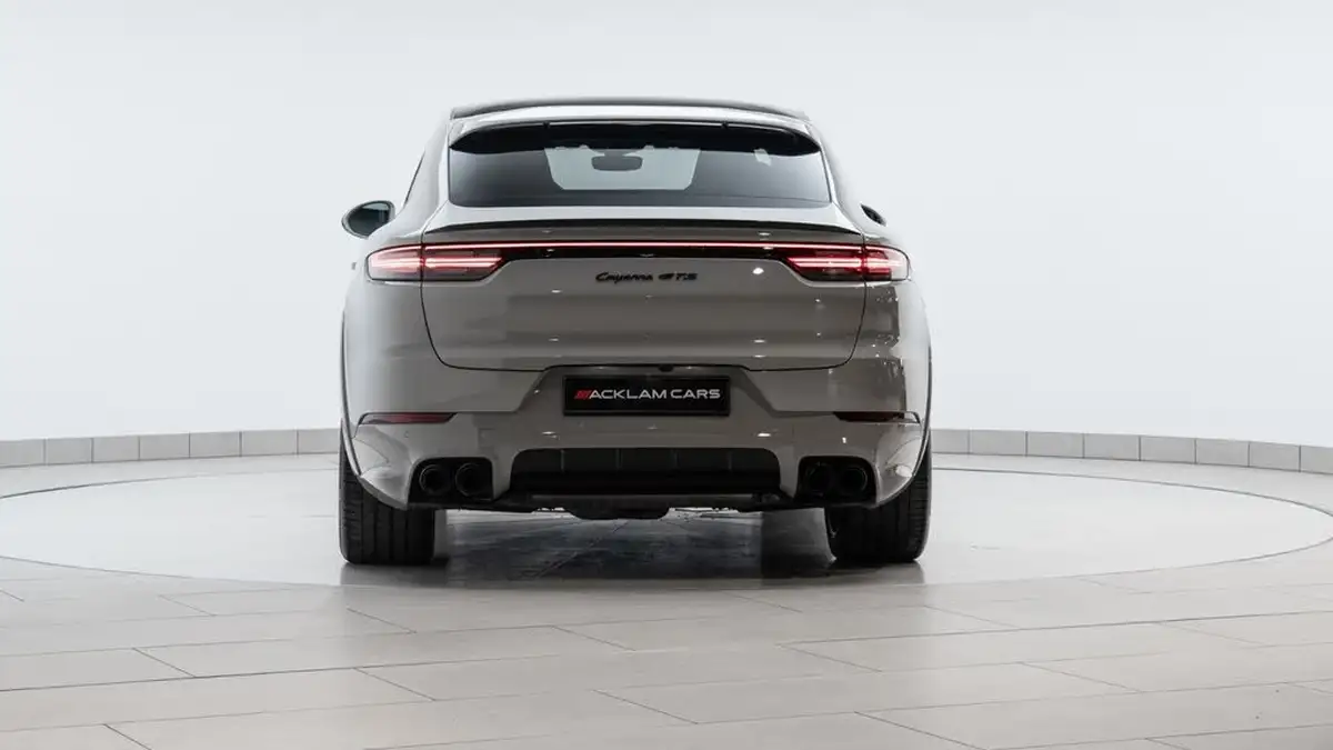 2020-porsche-cayenne-40-v8-gts-coupe-big-4