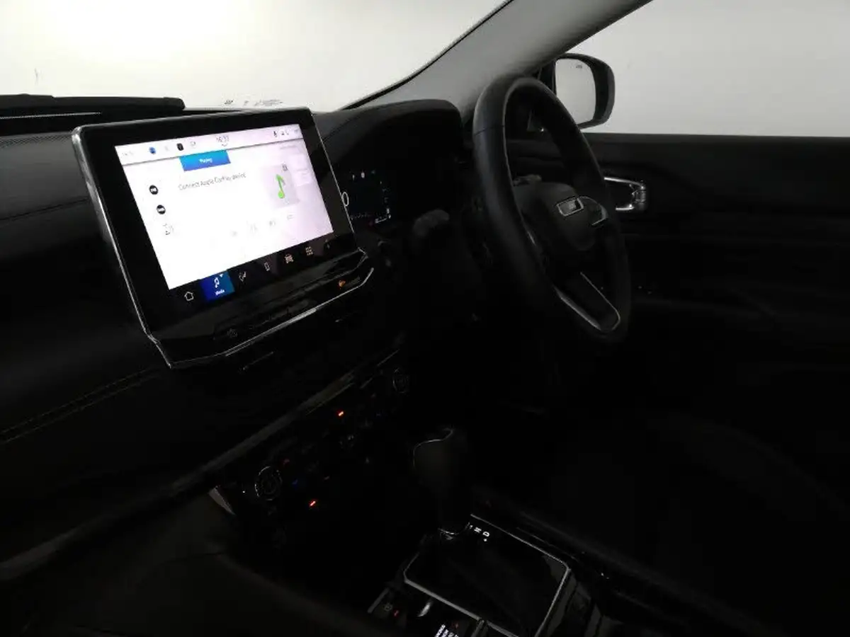 2024-jeep-compass-13-gse-s-big-4