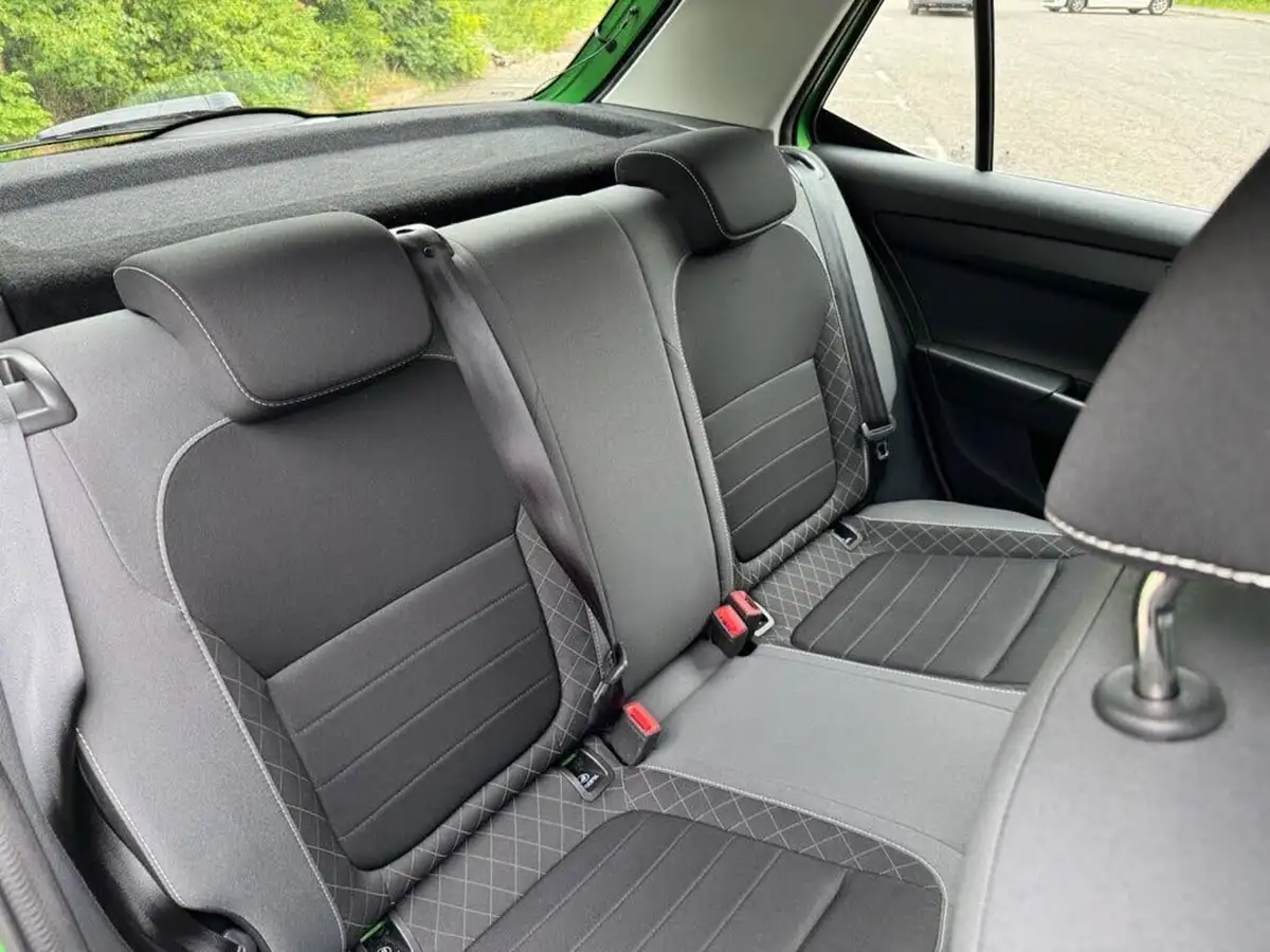 2019-skoda-fabia-10-tsi-colour-edition-big-14