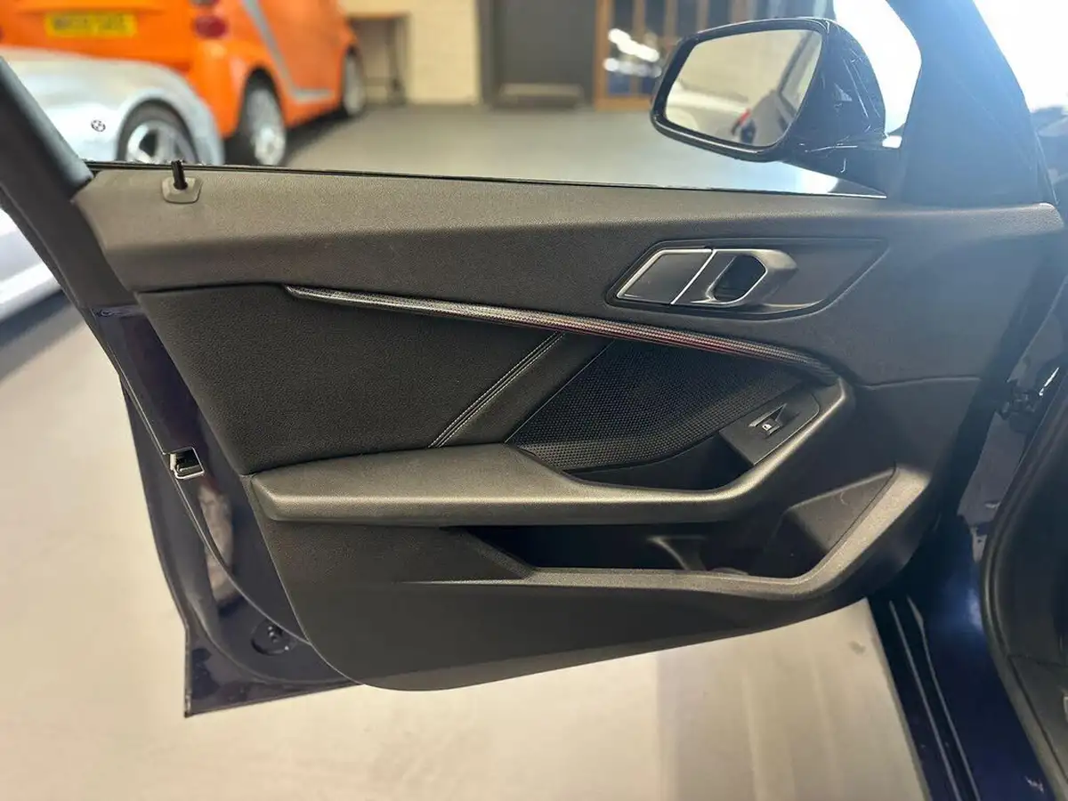 2020-bmw-1-series-big-12